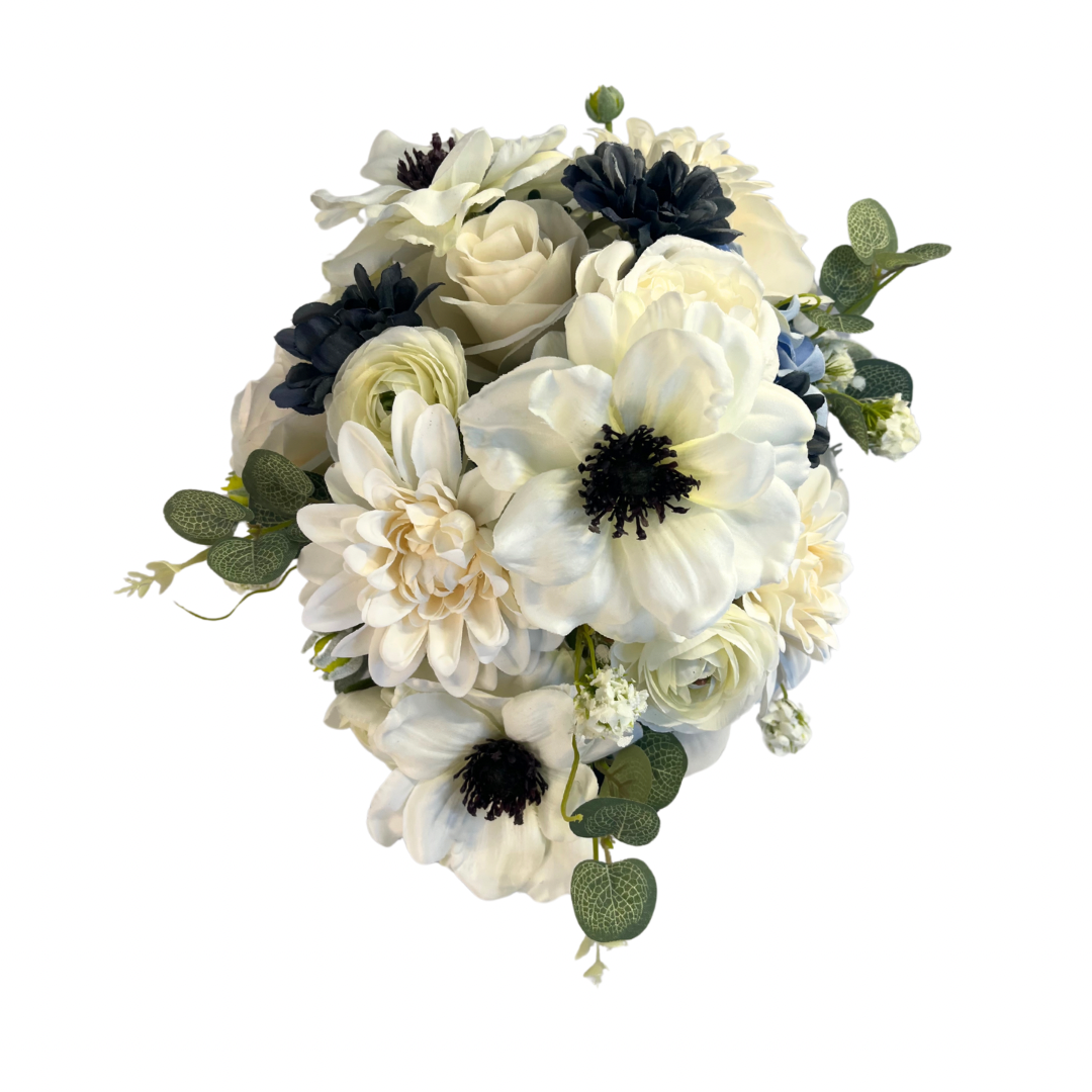 Bride’s and Bridesmaid Bouquets