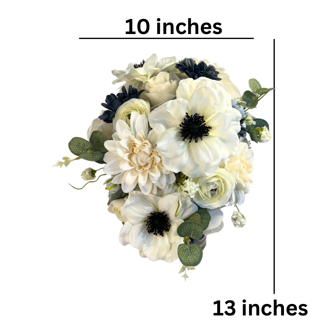 Bride’s and Bridesmaid Bouquets